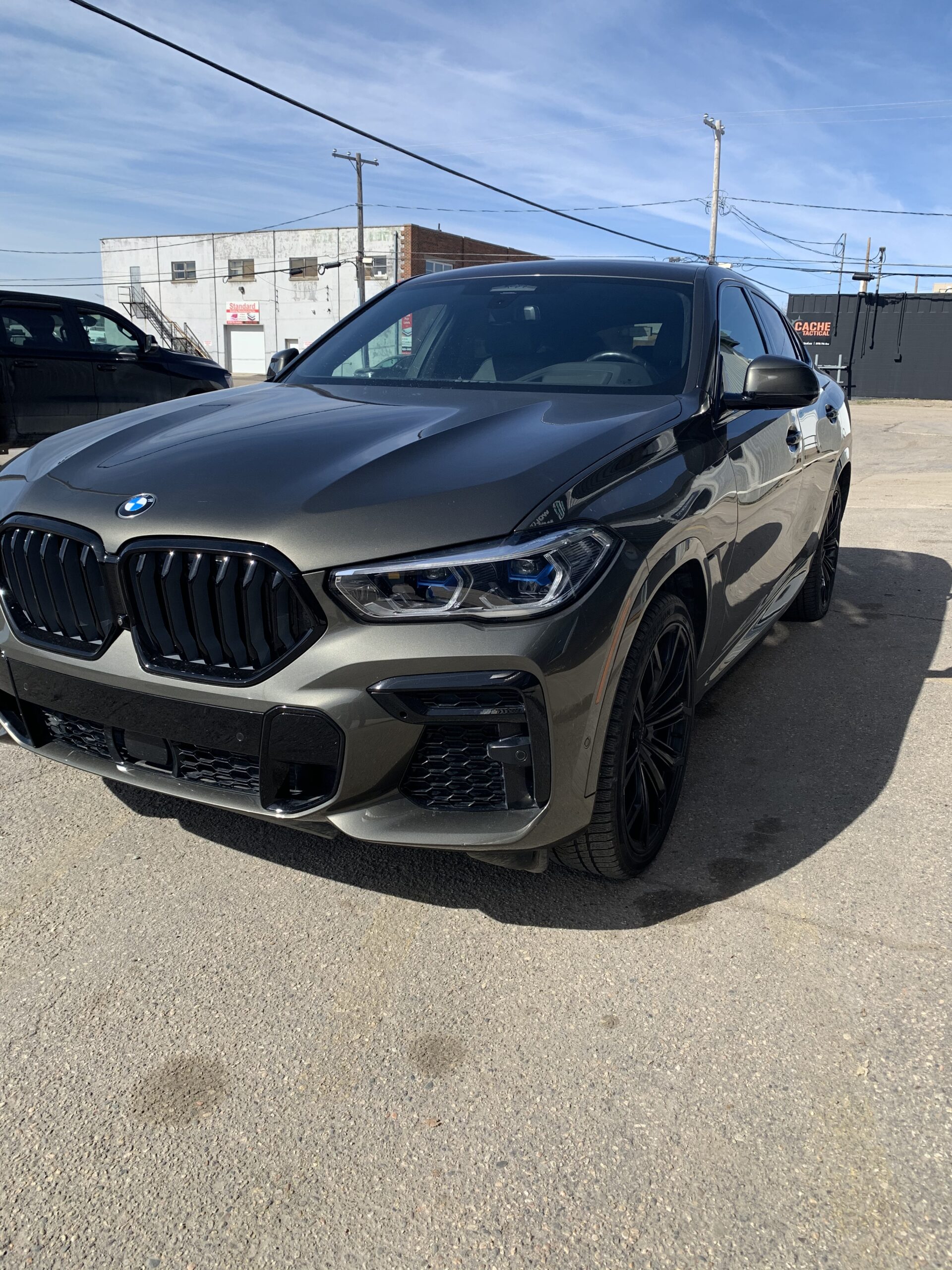 2022 BMW X6 xDrive40i